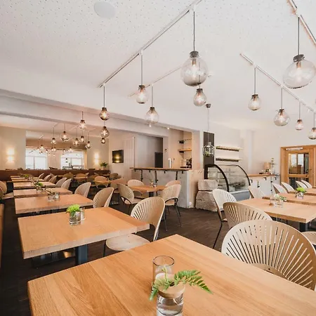Hotel Bodeblick 3*